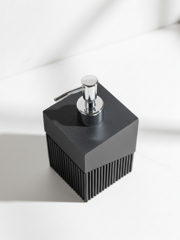 Дозатор для жидкого мыла PERFECTO LINEA Element черный (35-618103) - Фото 3