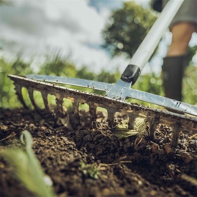Грабли зубчатые FISKARS Xact М (1027039) - Фото 4