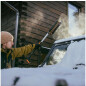 Щетка для снега со скребком телескопическая FISKARS X-series 96-121 см (1078492) - Фото 7