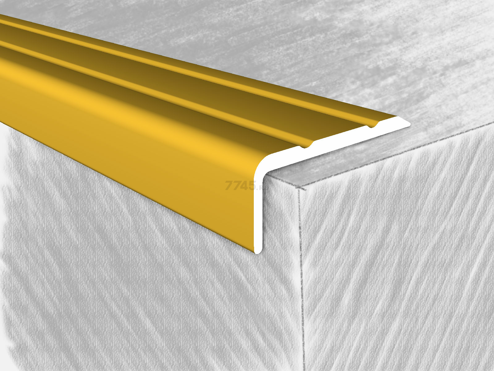 Уголок декоративный алюминиевый КТМ-2000 3418-02Н 1,35 м золото