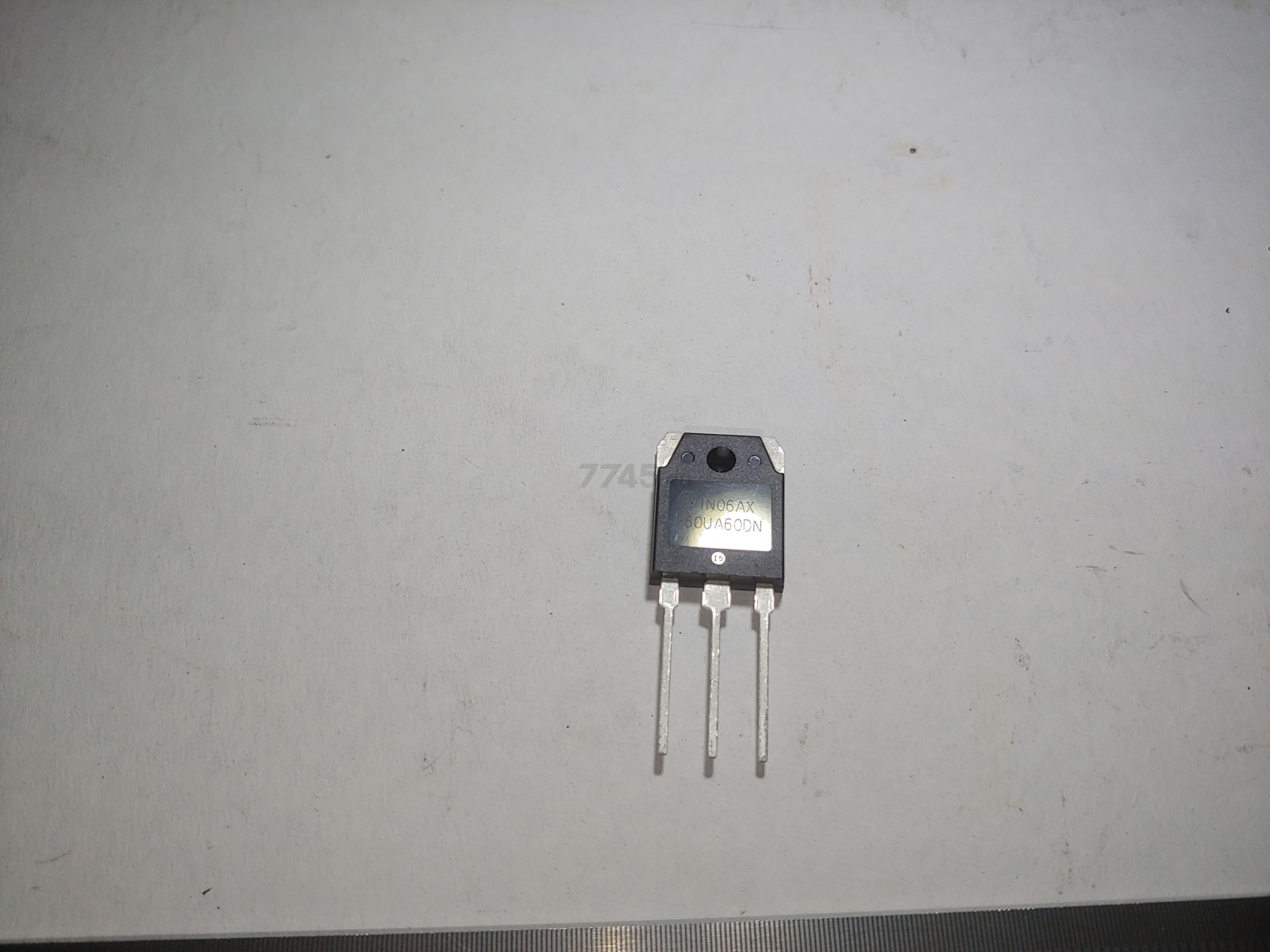 Диод вторичный для сварочного аппарата SOLARIS FF60UA60DNTU TO-247 (TIG-220ACDC-43) - Фото 2