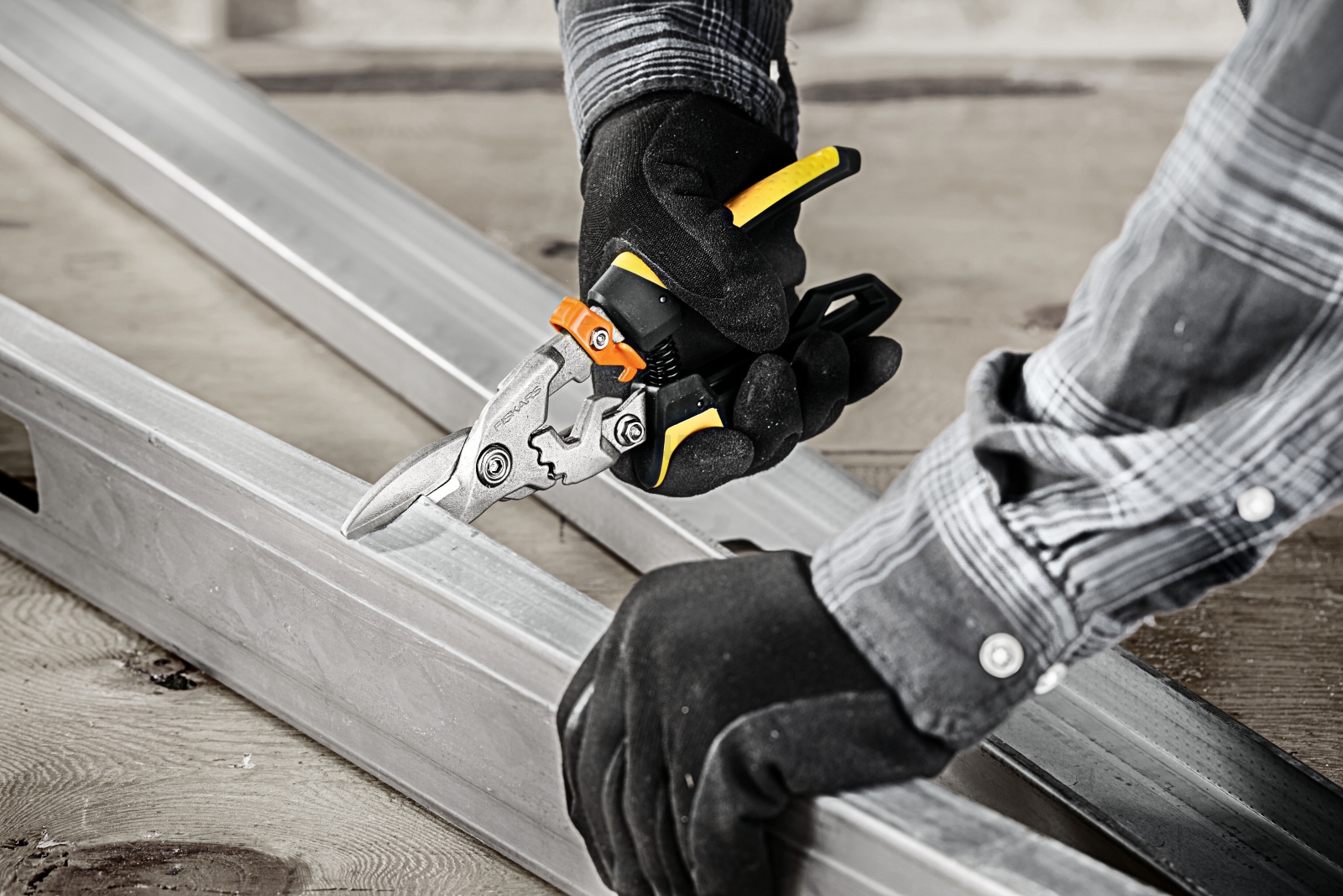 Ножницы по металлу прямые 252 мм FISKARS PowerGear (1027207) - Фото 7