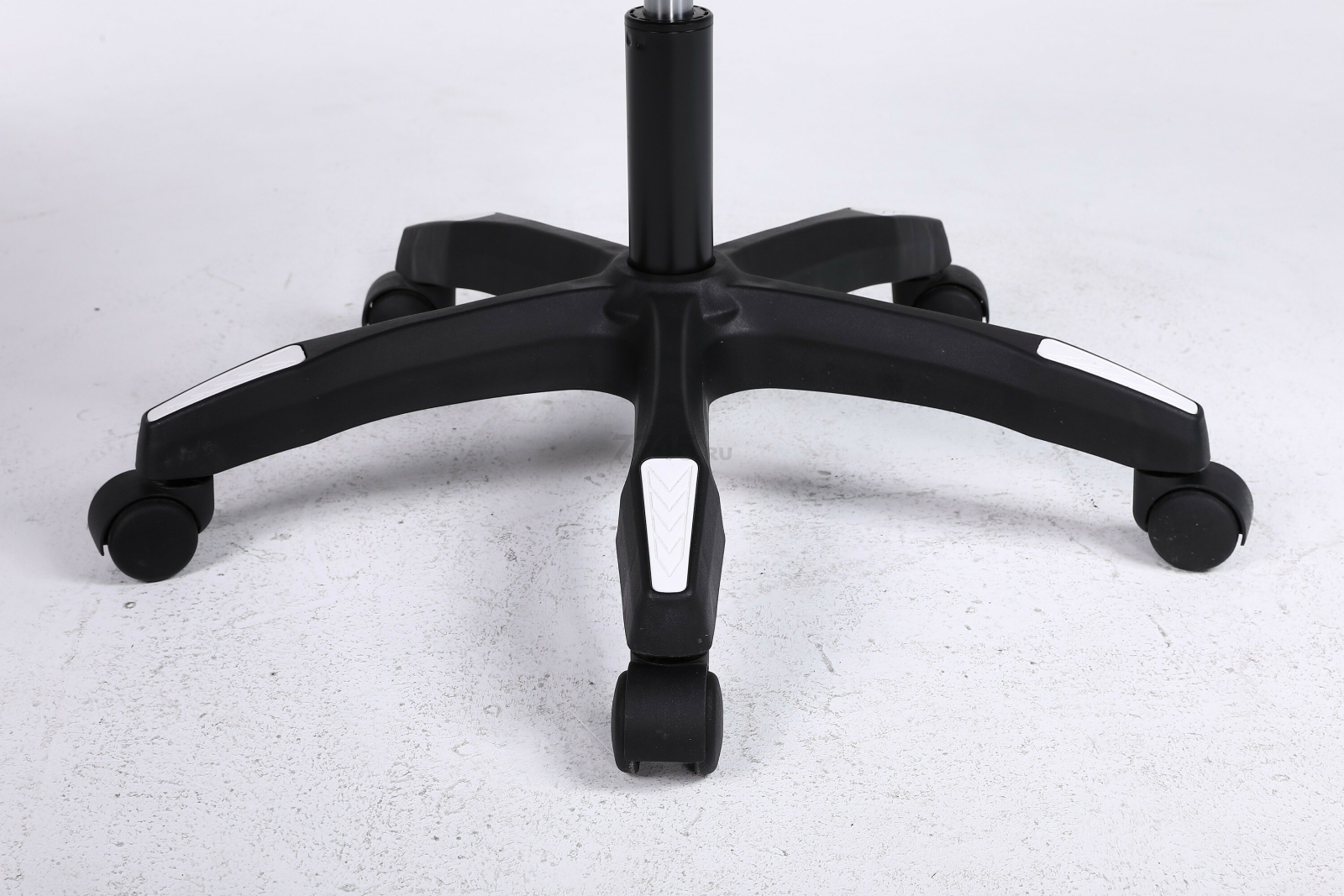 Кресло геймерское URZUS Ghost (UR-7351112) - Фото 17