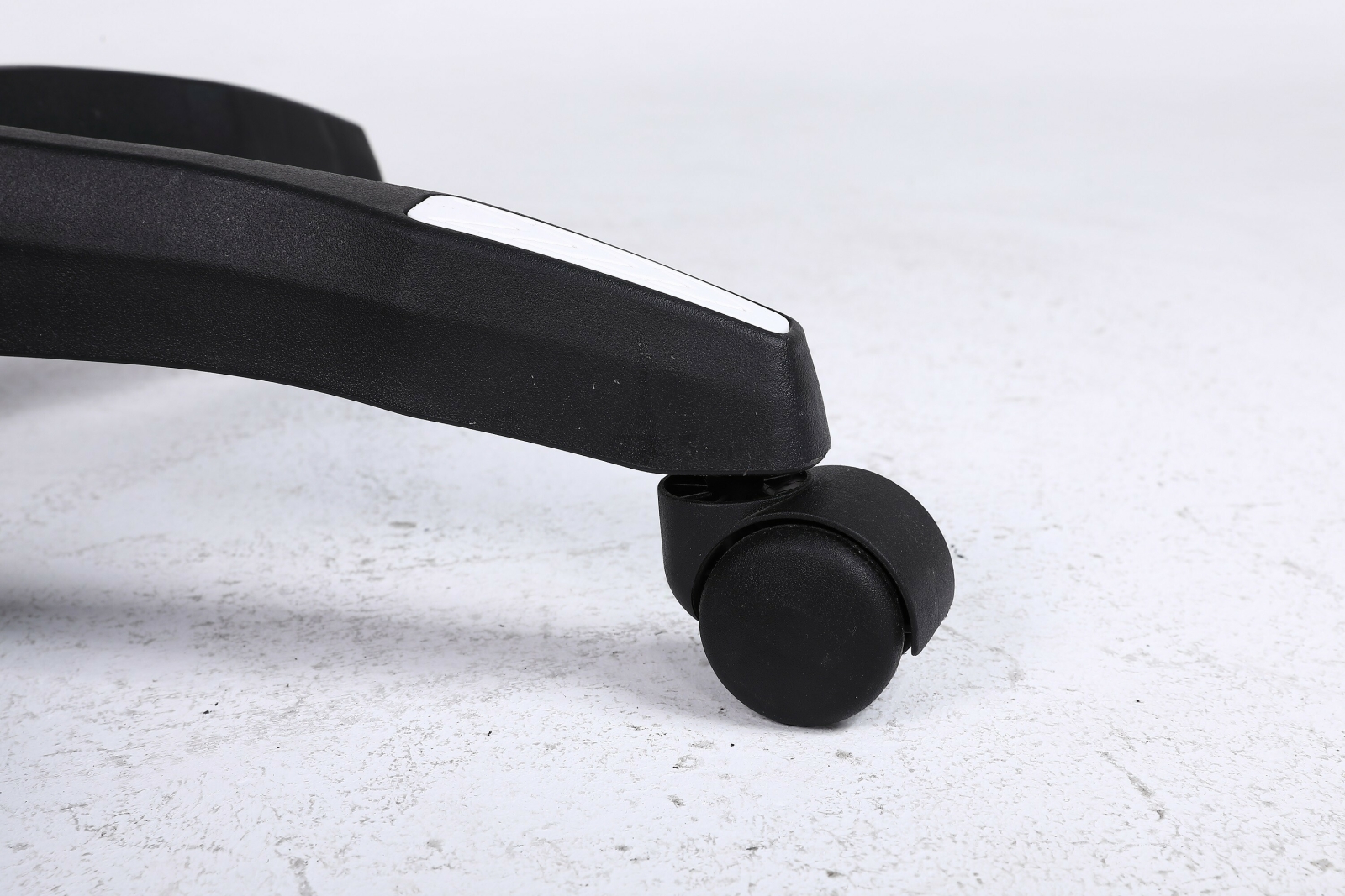 Кресло геймерское URZUS Ghost (UR-7351112) - Фото 18