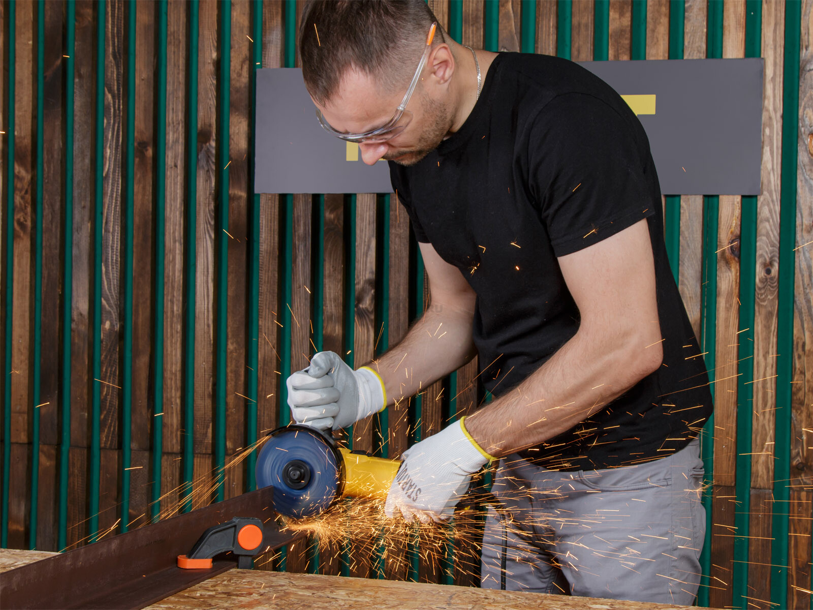 Шлифмашина угловая (болгарка) MOLOT MAG 1212 (1333612) - Фото 15