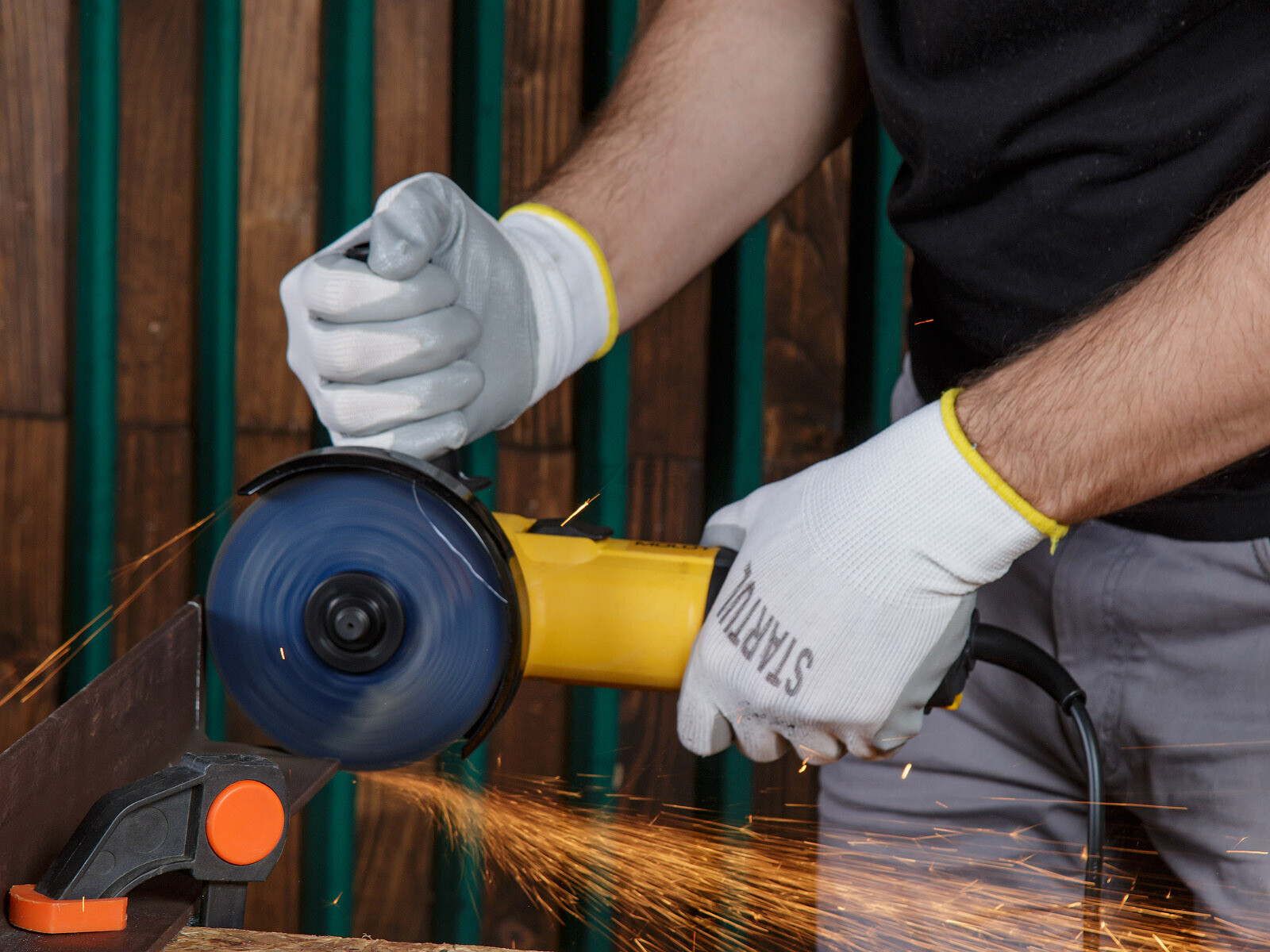 Шлифмашина угловая (болгарка) MOLOT MAG 1212 (1333612) - Фото 15