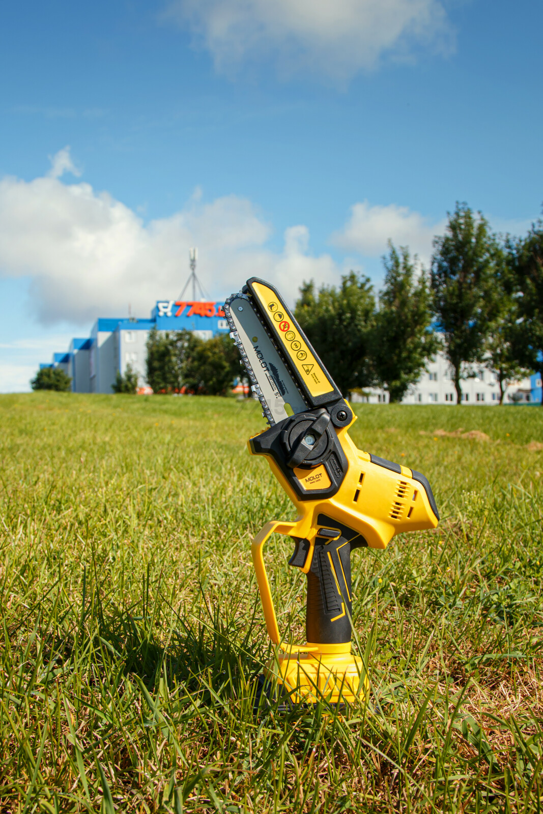 Пила цепная аккумуляторная MOLOT MMS 1805 XLT Lite SOLO (1334935) - Фото 17