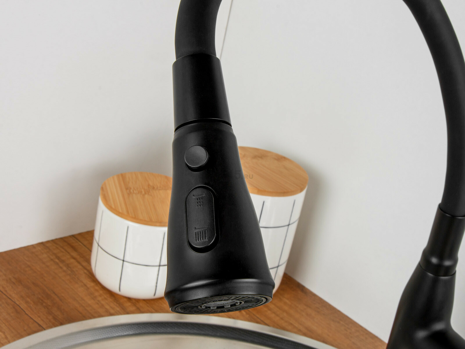 Смеситель для кухни ECONOCE D35 серия 730 черный (EC0733BL) - Фото 5