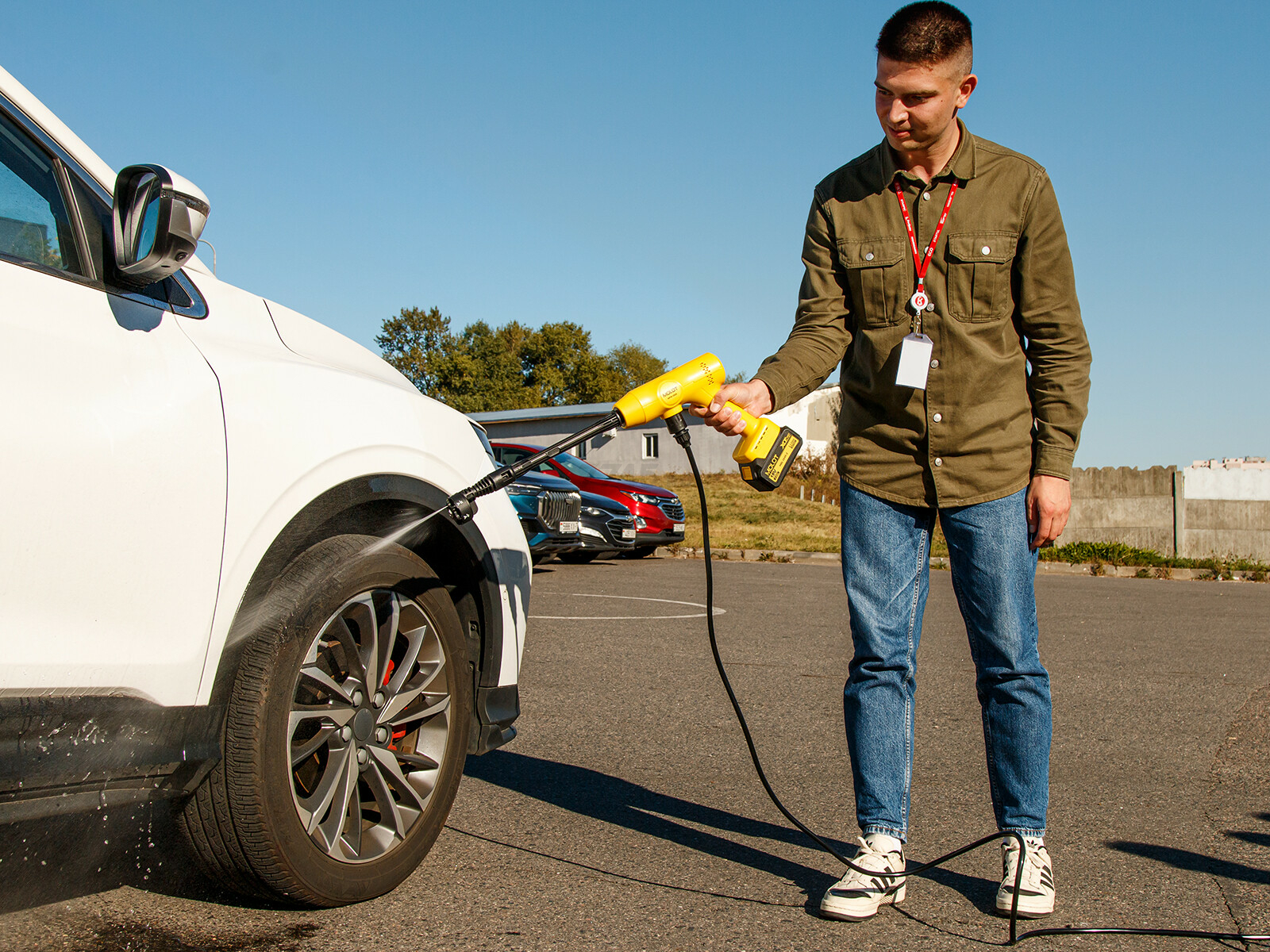 Мойка высокого давления (пистолет) аккумуляторная MOLOT MPW 1825 XLT Lite SET (2318011) - Фото 23