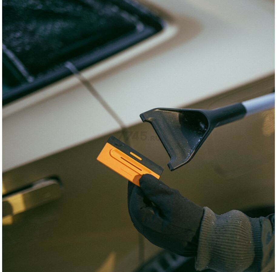 Щетка для снега со скребком FISKARS Plus 75,5 см (1078494) - Фото 17