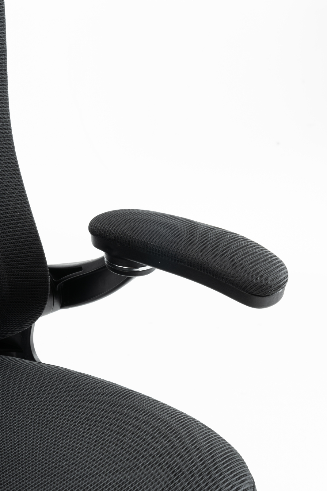 Компьютерное кресло KEIZEN Adapt Black (KZ-7351120) - Фото 25