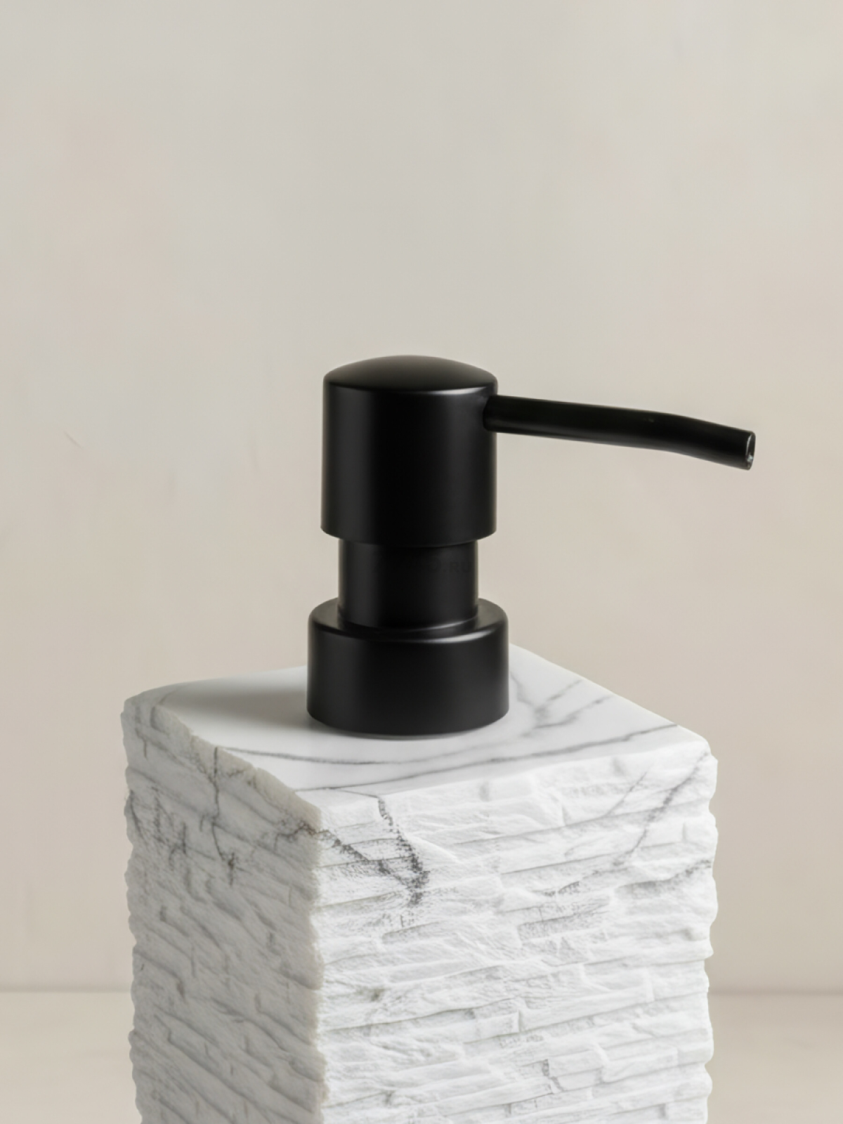 Дозатор для жидкого мыла PERFECTO LINEA StoneWave белый (35-130811) - Фото 2