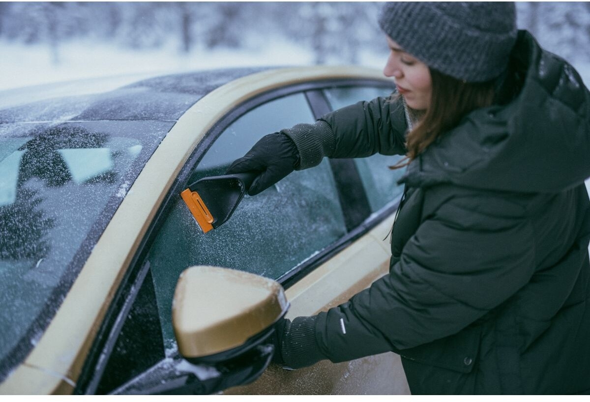 Скребок для льда с водосгоном FISKARS Solid Duo (1078497) - Фото 5