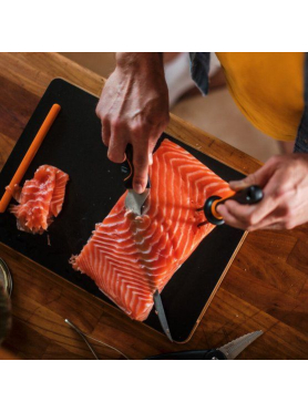 Нож филейный FISKARS Functional Form 21,6 см 