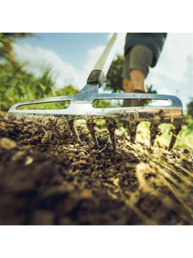 Грабли зубчатые FISKARS Xact 