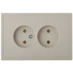 Розетка двойная скрытая BYLECTRICA Carre песочная  Розетка двойная скрытая BYLECTRICA Carre песочная
