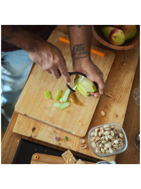 Овощечистка FISKARS FF 