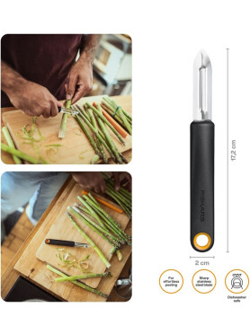 Овощечистка с фиксированным лезвием FISKARS FF 