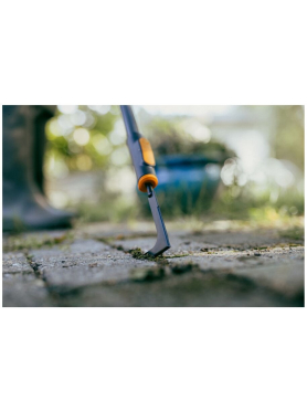 Тяпка (мотыга) FISKARS OneClick 