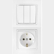 Выключатель тройной с розеткой скрытый с заземлением BYLECTRICA Уют белый (3В-РЦ-731)